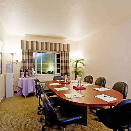 Hotel Marguerite South Anaheim - Garden Grove, Trademark Collection By Wyndham Экстерьер фото