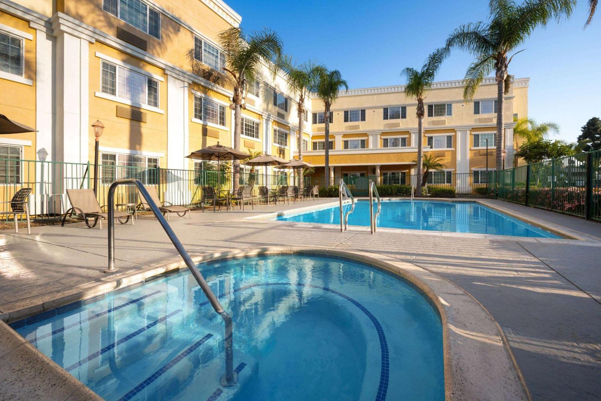 Hotel Marguerite South Anaheim - Garden Grove, Trademark Collection By Wyndham Экстерьер фото